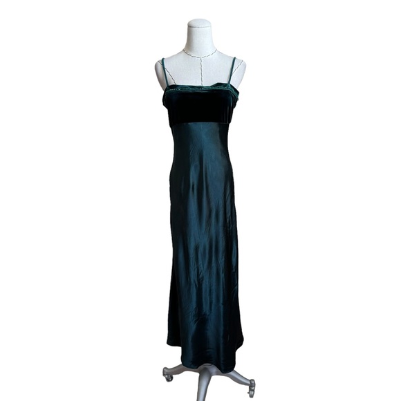 navy blue dress for baby girl could someone help me find a 90s prom dress like these? links would be  great! its been really hard to find one : r/findfashion
